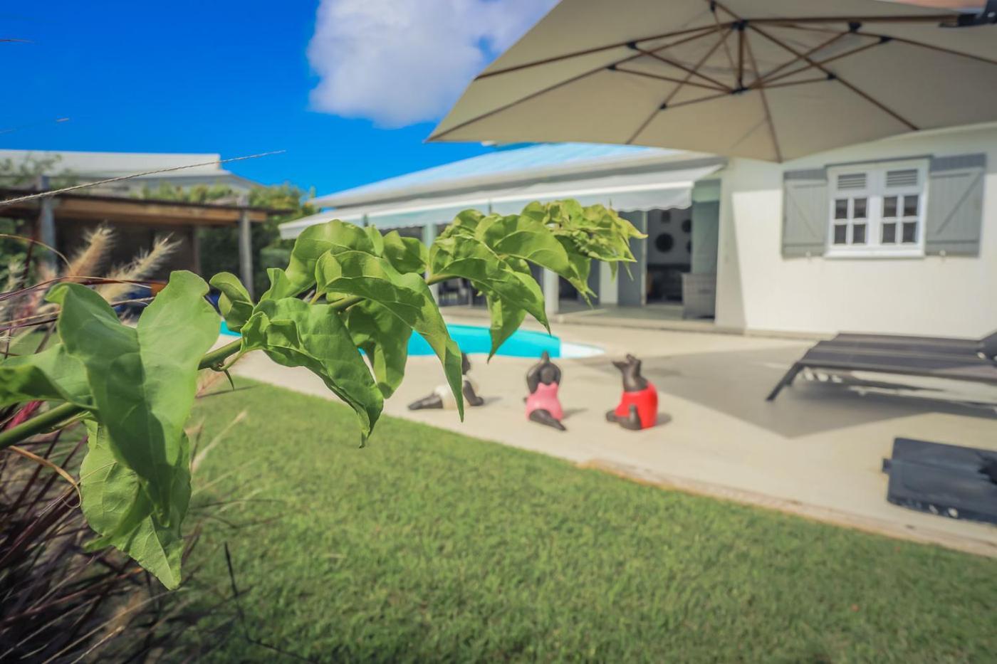 Villa Nomilou Beach Avec Acces Direct Plage Saint-Francois  Exteriör bild
